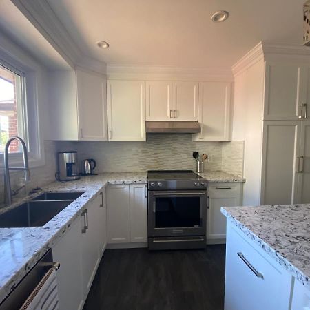 Yonge And Finch Subway !P Cozy & Quiet Private Bdr With Private Bathroom Торонто Экстерьер фото
