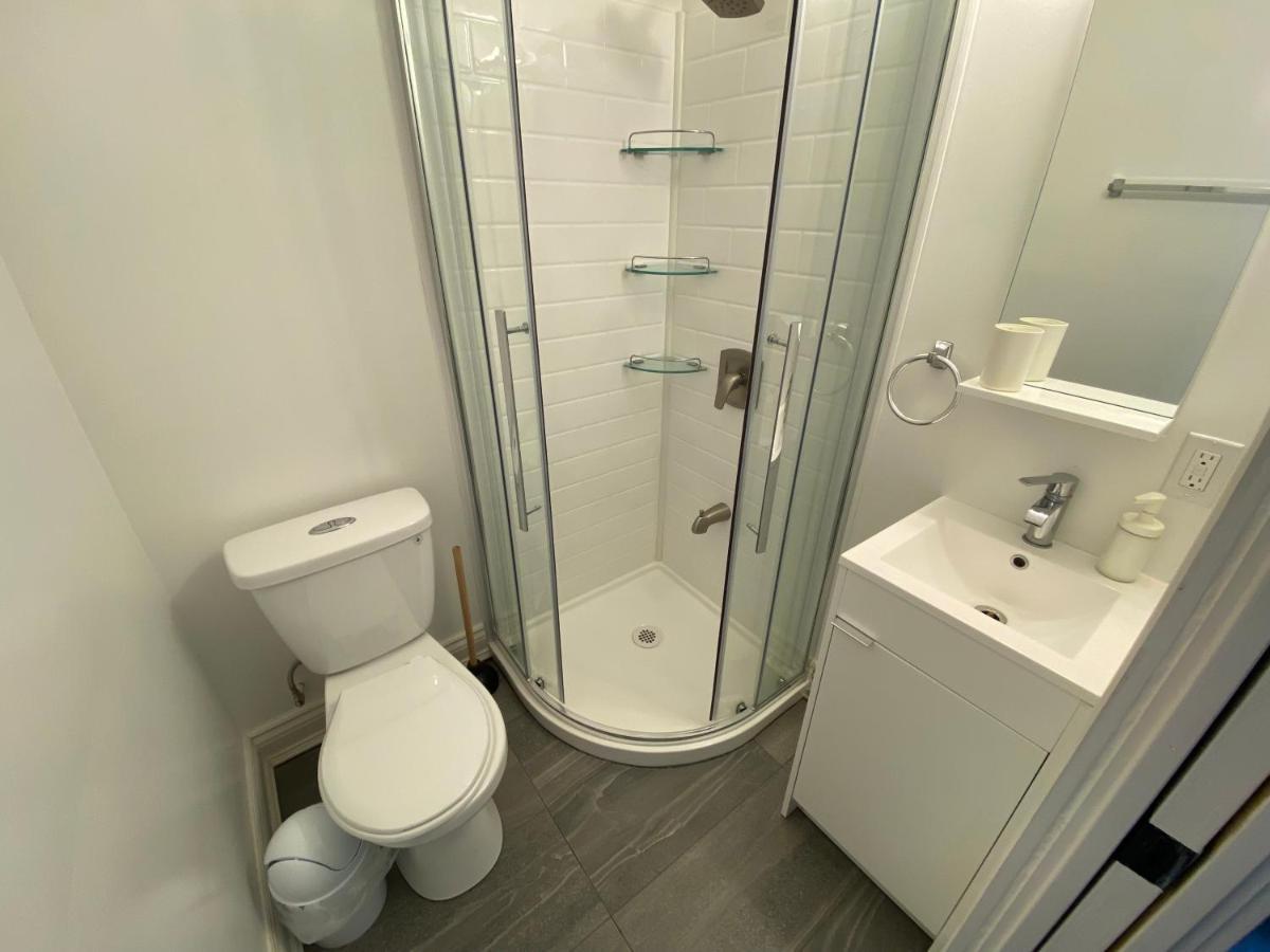 Yonge And Finch Subway !P Cozy & Quiet Private Bdr With Private Bathroom Торонто Экстерьер фото