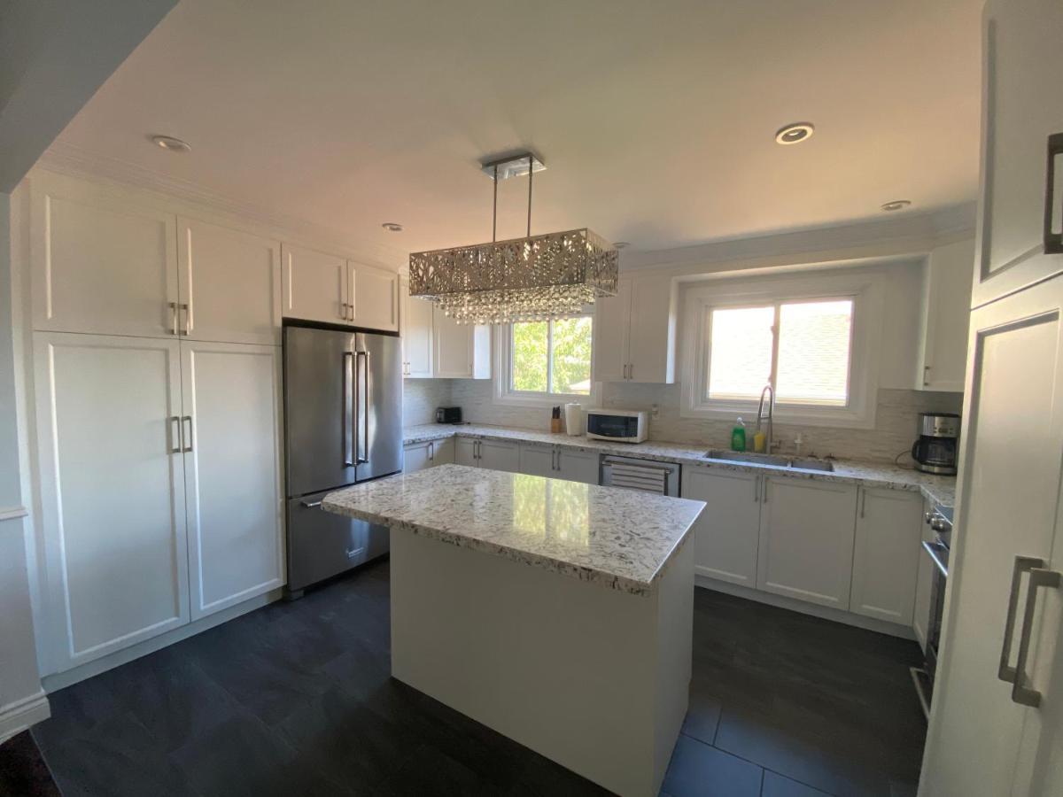 Yonge And Finch Subway !P Cozy & Quiet Private Bdr With Private Bathroom Торонто Экстерьер фото