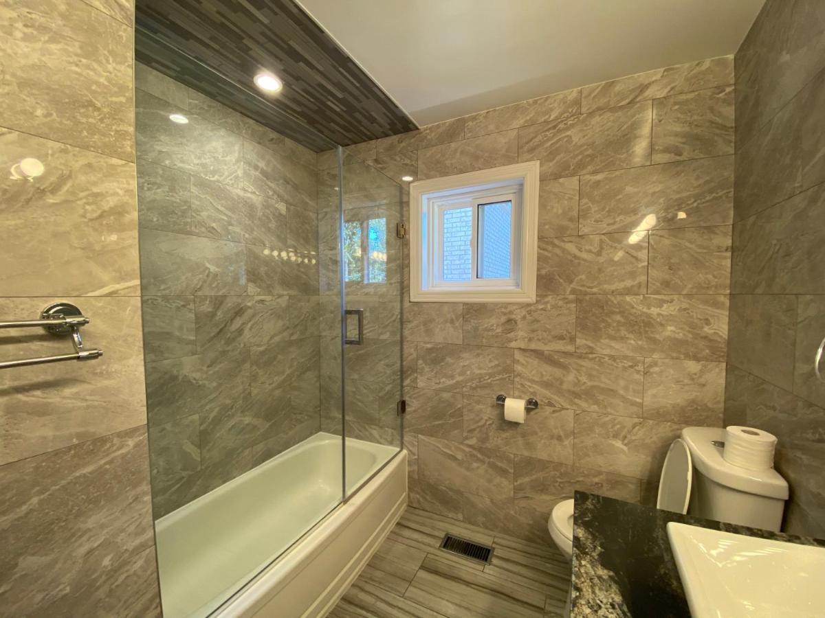 Yonge And Finch Subway !P Cozy & Quiet Private Bdr With Private Bathroom Торонто Экстерьер фото